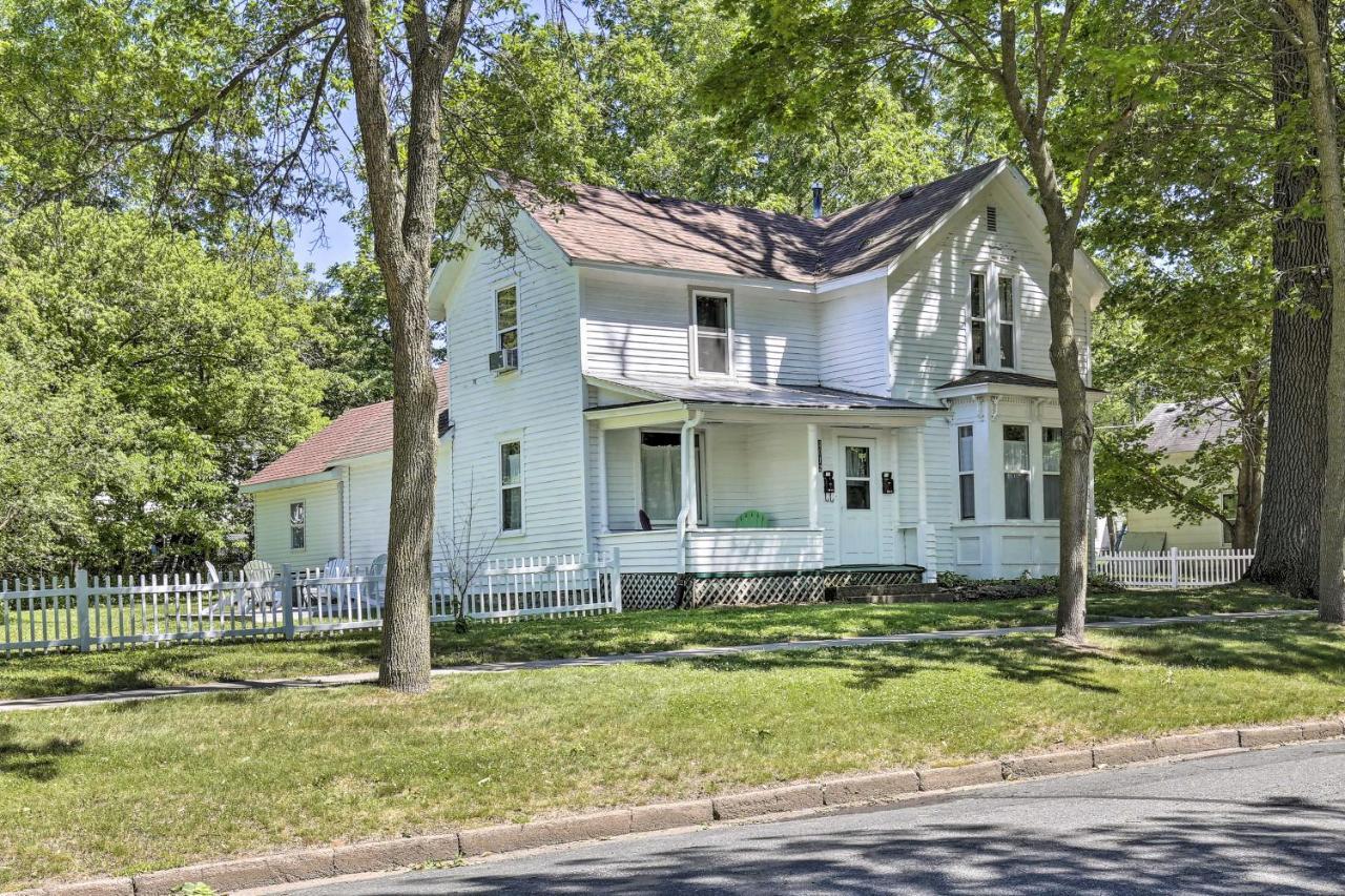 Appartamento Family-Friendly Menomonie Retreat Walk To Town! Esterno foto