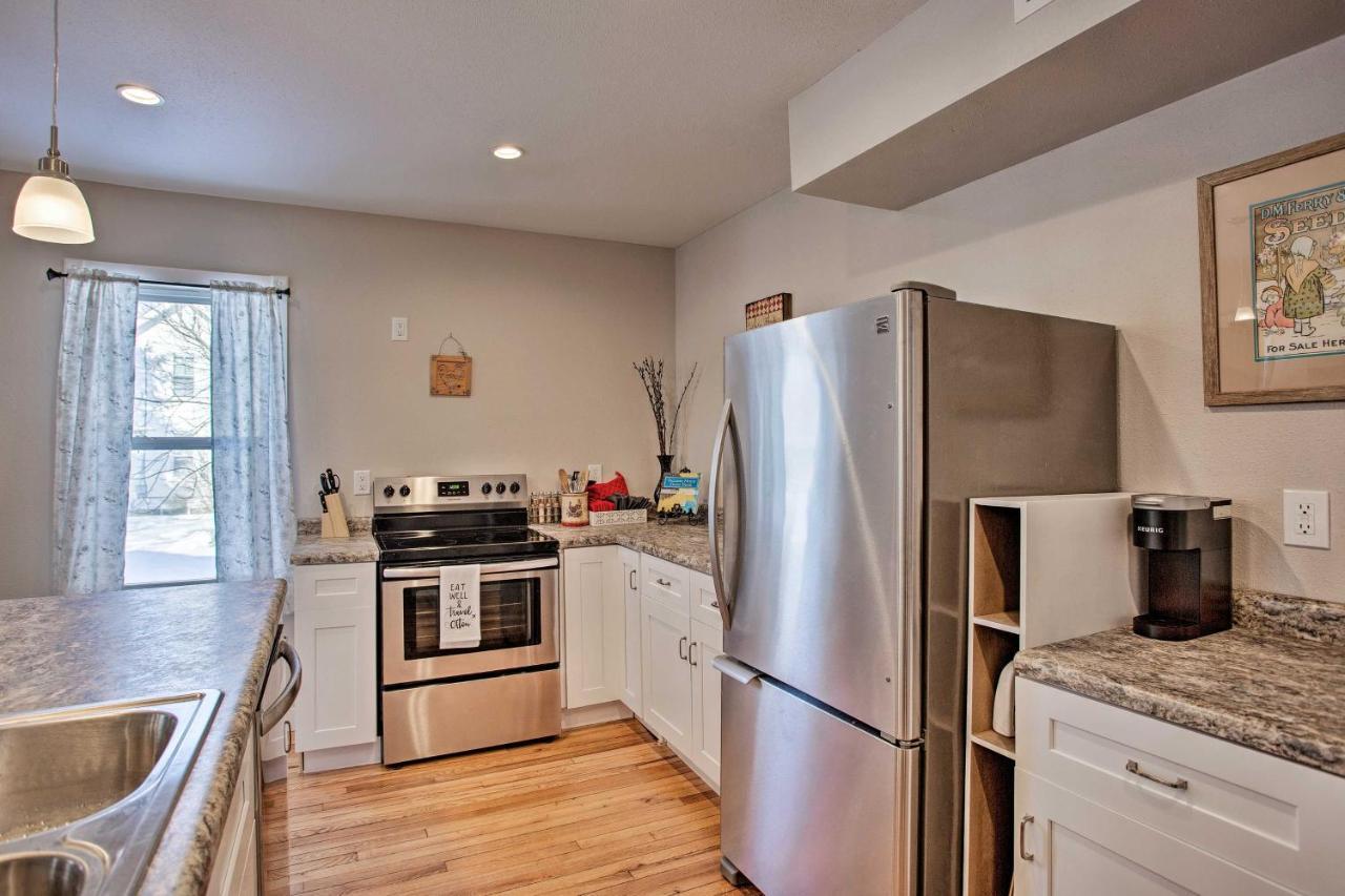 Appartamento Family-Friendly Menomonie Retreat Walk To Town! Esterno foto