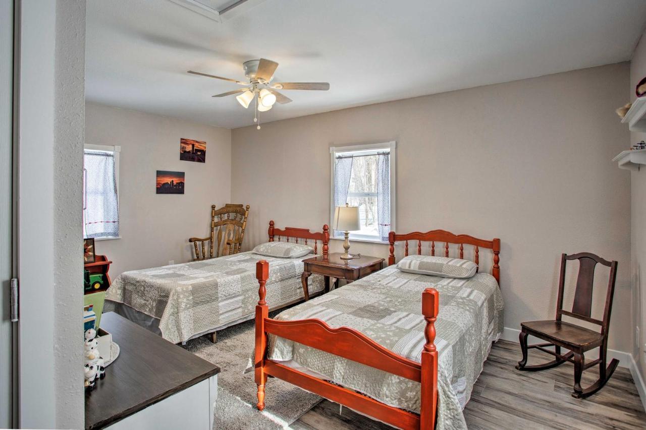 Appartamento Family-Friendly Menomonie Retreat Walk To Town! Esterno foto