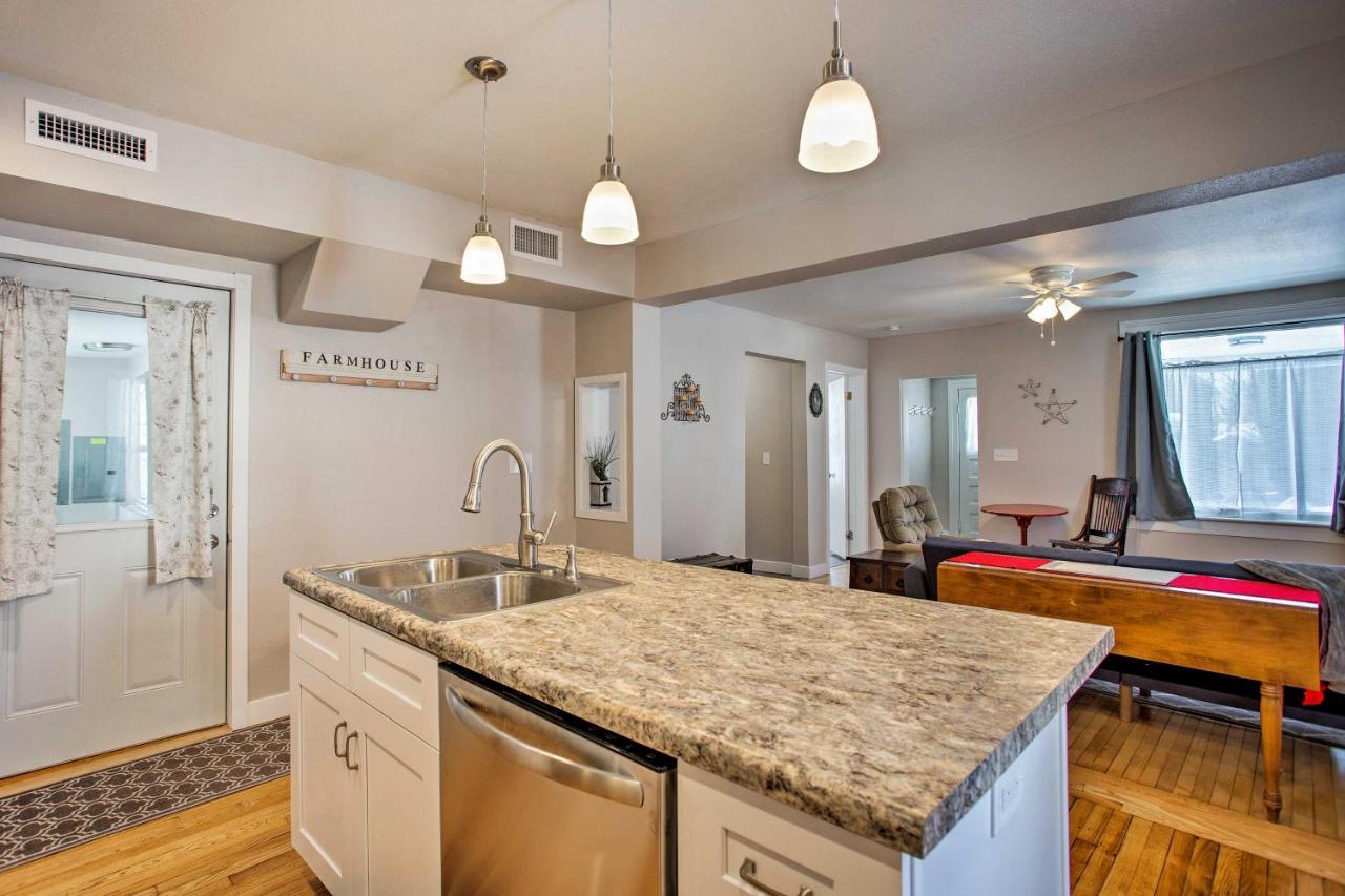 Appartamento Family-Friendly Menomonie Retreat Walk To Town! Esterno foto